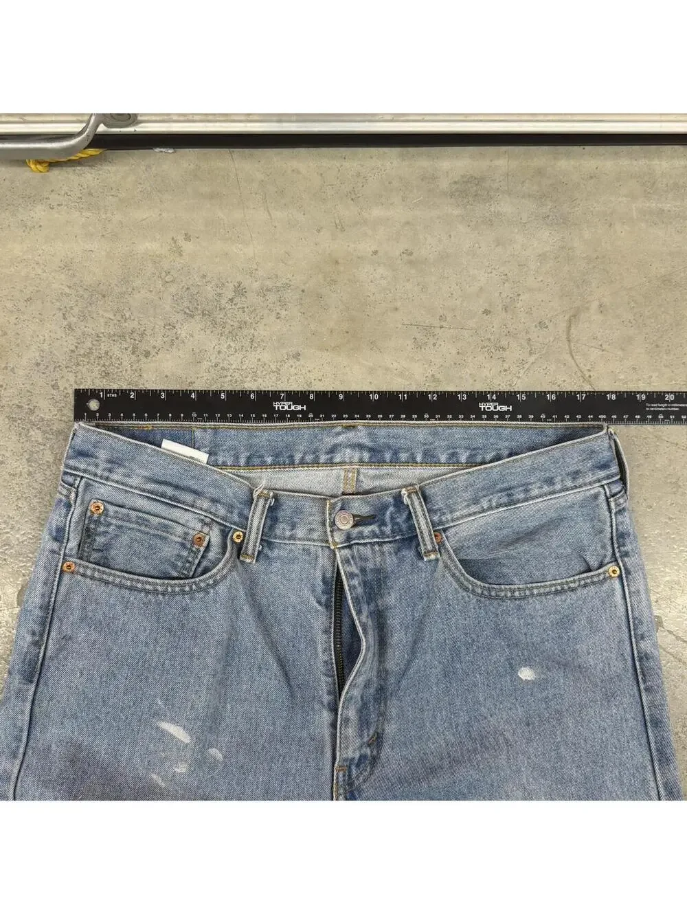 vintage levis 505 faded blue straight leg jeans size 36 x 34